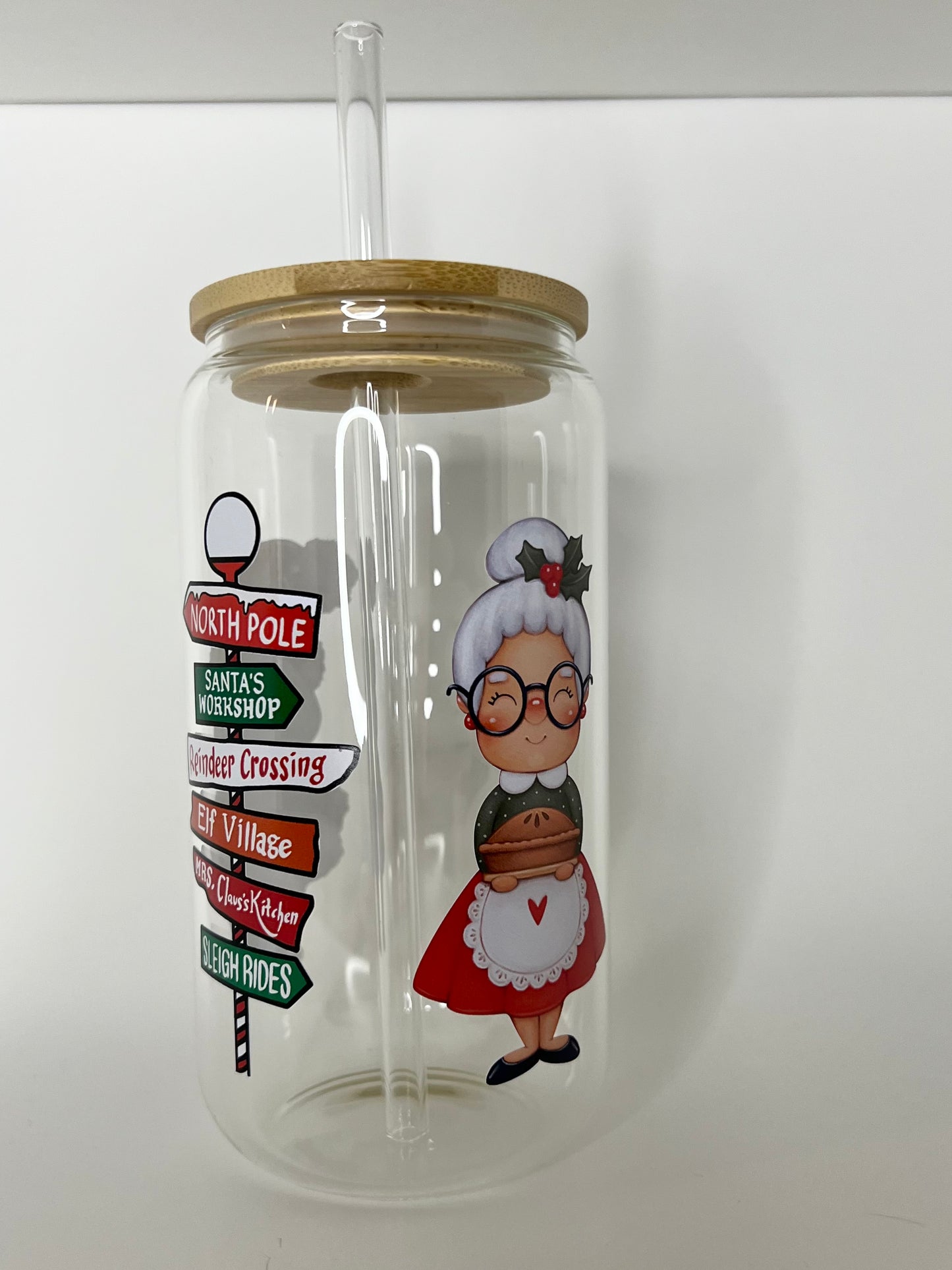 16 oz. Santa & Mrs. Clause Glass Cup